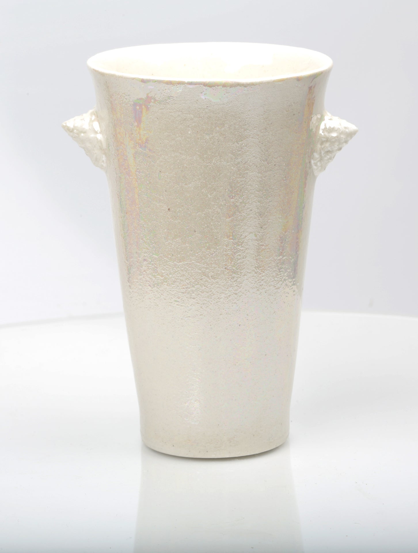 Mother of Pearl Cup 5 : Shell  Theme