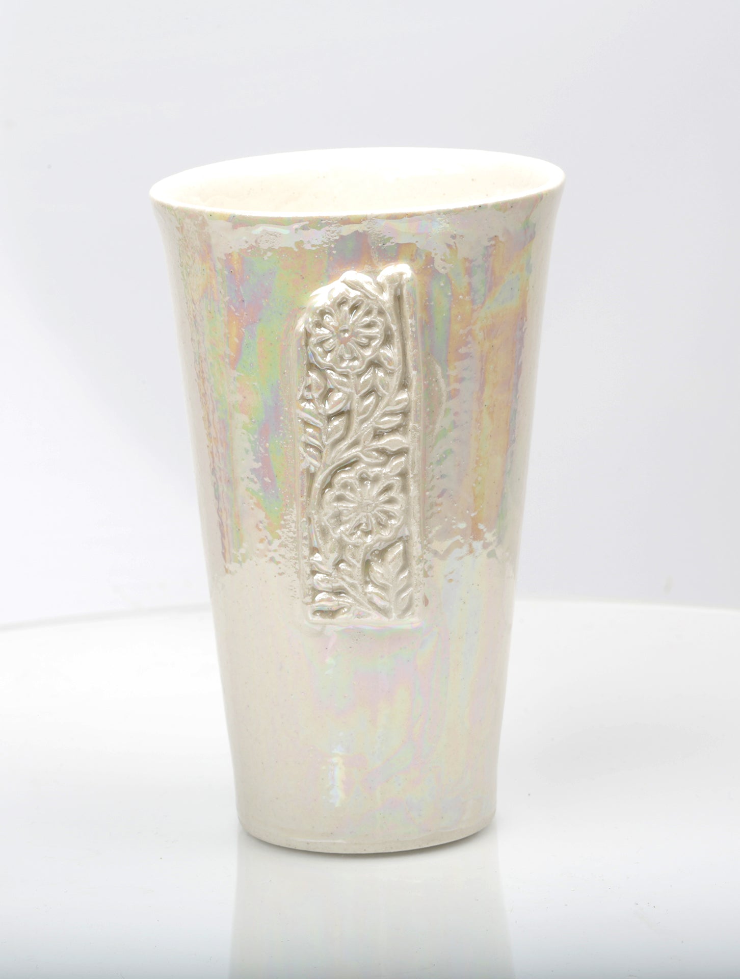 Mother of Pearl Cup 8 : Indian Theme