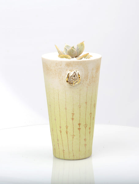 Vase : White with Seahorse theme : Succulent 1